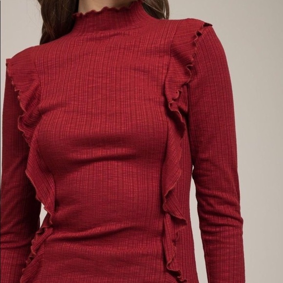 NWT: Moon River Rowan Ruffle Mock Neck Long Sleeve - Picture 3 of 5